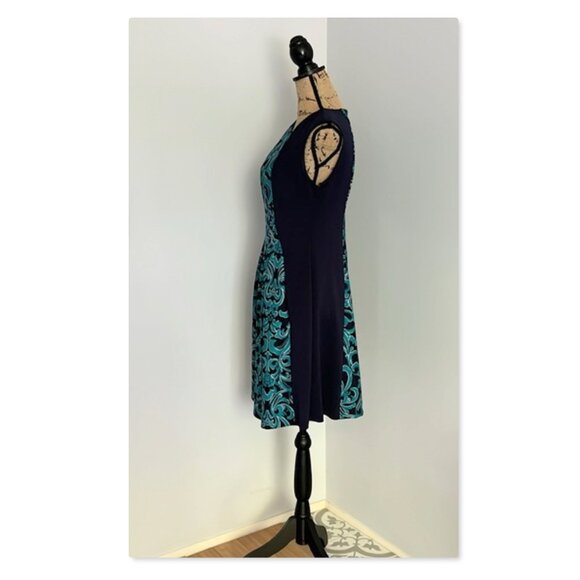 Roz & Ali Petite Scuba Knit Dress with Pockets Sz 10P - Picture 2 of 6